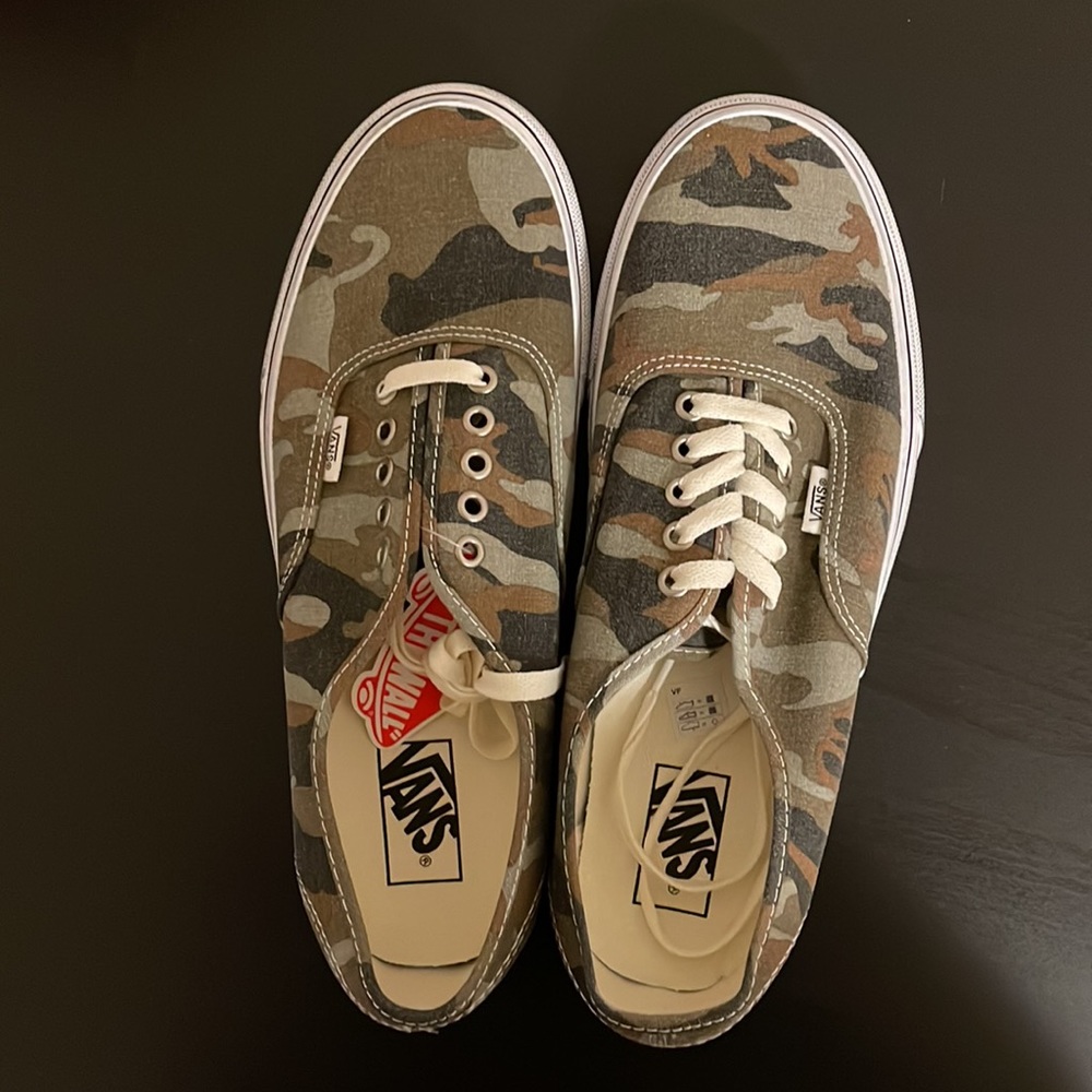 VANS Authentic (Washed) Camo / True White